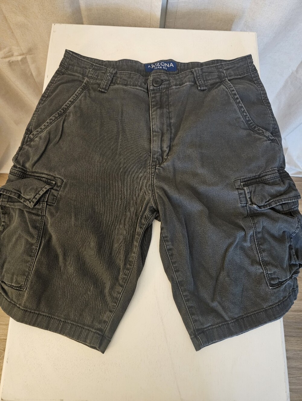 Men's Cargo Shorts in Gray
